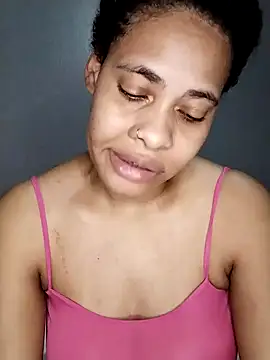 Snapshot of Su_Duarte_1 chatting on 4, 2, 2025 Su Duarte 1 online show from 4, 2, 2025