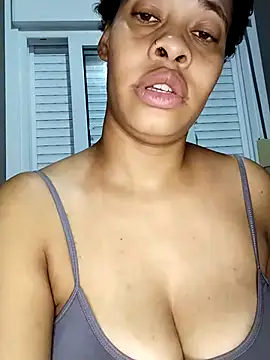 Snapshot of Su_Duarte_1 chatting on 12, 3, 2025 Su Duarte 1 online show from 12, 3, 2025