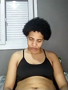 Snapshot of Su_Duarte_1 chatting on 2, 11, 2025 Su Duarte 1 online show from 2, 11, 2025