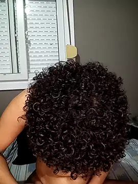 Snapshot of Su_Duarte_1 chatting on 20, 11, 2025 Su Duarte 1 online show from 20, 11, 2025