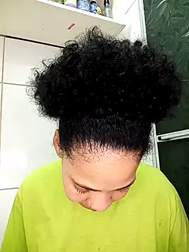 Snapshot of Su_Duarte_1 chatting on 3, 12, 2025 Su Duarte 1 online show from 3, 12, 2025