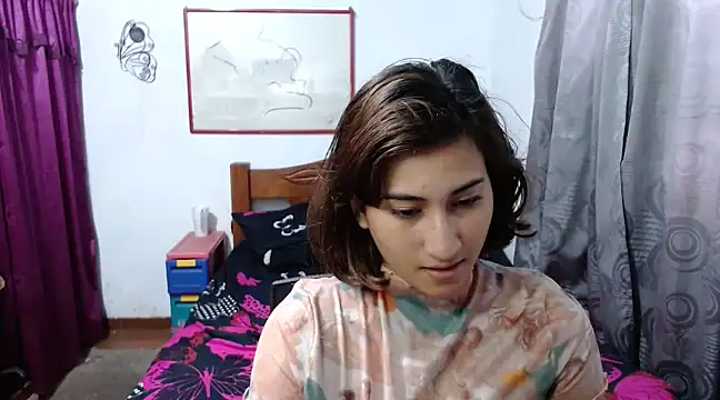 Snapshot of LadyMilk003 chatting on 15, 1, 2025 LadyMilk003 online show from 15, 1, 2025