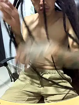 Snapshot of JovenDesobediente chatting on 18, 9, 2025 JovenDesobediente online show from 18, 9, 2025