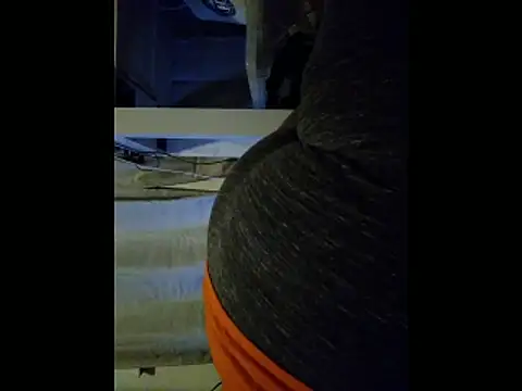 Snapshot of missthickness35_Pika chatting on 9, 3, 2026 missthickness35 Pika online show from 9, 3, 2026