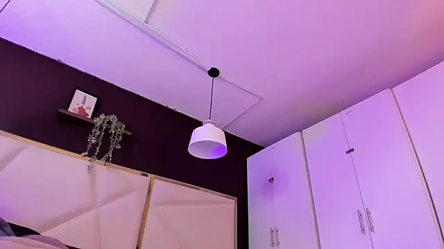 April bowie online show from 26, 11, 2025