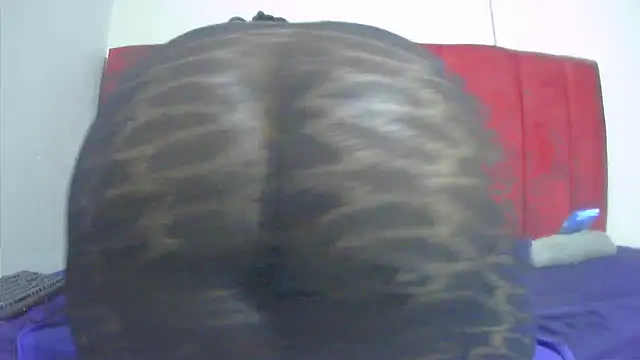 Snapshot of assqueenxx chatting on 17, 10, 2025 assqueenxx online show from 17, 10, 2025