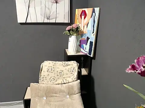 Snapshot of so_shy chatting on 13, 3, 2025 so shy online show from 13, 3, 2025