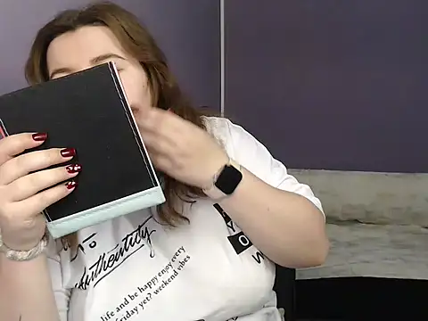 Snapshot of so_shy chatting on 27, 9, 2025 so shy online show from 27, 9, 2025