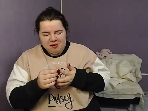 Snapshot of so_shy chatting on 18, 10, 2025 so shy online show from 18, 10, 2025