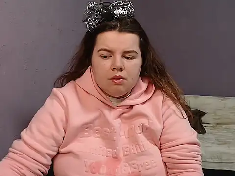 so shy online show from 22, 10, 2025