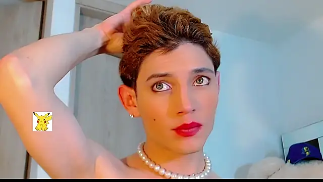 Snapshot of honey_skin chatting on 6, 3, 2025 honey skin online show from 6, 3, 2025