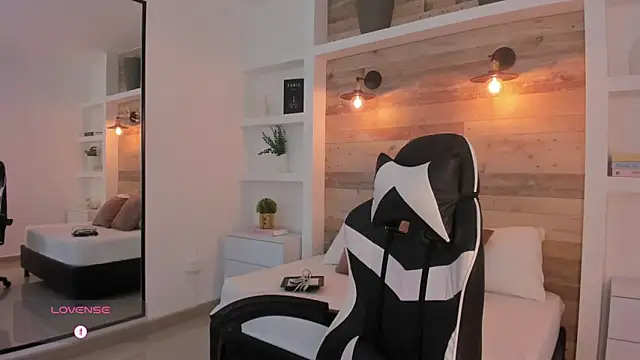 candy summer28 online show from 17, 1, 2026