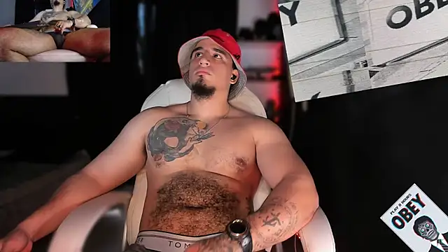 Snapshot of kingbear777 chatting on 2, 2, 2025 kingbear777 online show from 2, 2, 2025