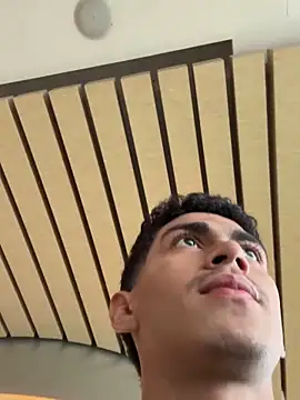 Snapshot of WildLogan chatting on 13, 2, 2026 WildLogan online show from 13, 2, 2026