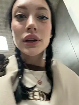 Melissa crazy online show from 6, 3, 2026