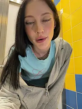 Melissa crazy online show from 5, 8, 2026
