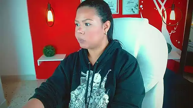 Snapshot of KeyshaRous chatting on 15, 12, 2024 KeyshaRous online show from 15, 12, 2024