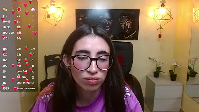 Snapshot of LenaRoses chatting on 6, 2, 2025 LenaRoses online show from 6, 2, 2025