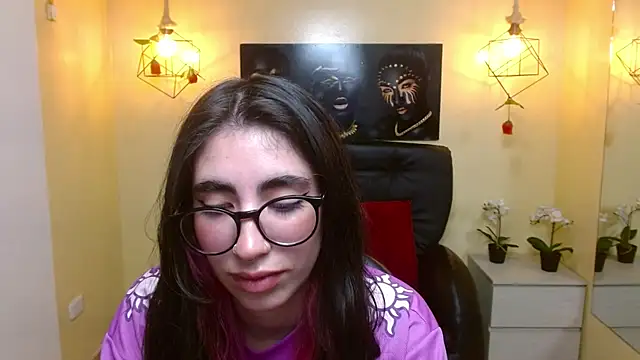 Snapshot of LenaRoses chatting on 27, 2, 2025 LenaRoses online show from 27, 2, 2025