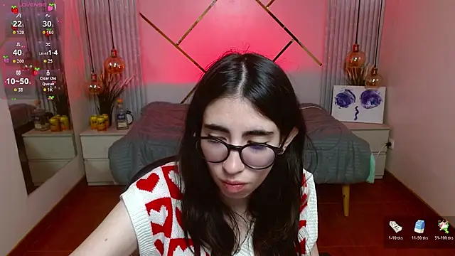 Snapshot of LenaRoses chatting on 3, 7, 2026 LenaRoses online show from 3, 7, 2026