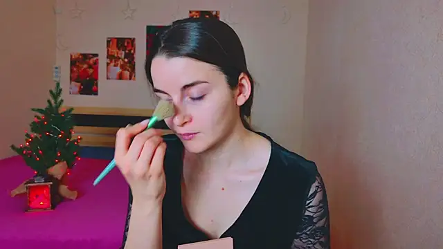 Miss Arwen online show from 20, 12, 2024