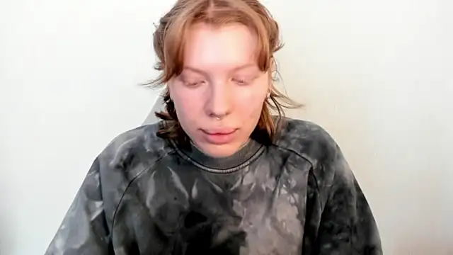 StellaDavis online show from 11, 3, 2026