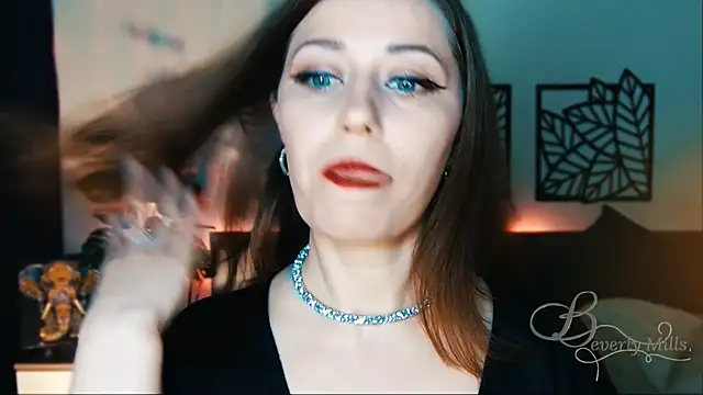 Snapshot of MissBeverlyMills chatting on 13, 2, 2025 MissBeverlyMills online show from 13, 2, 2025