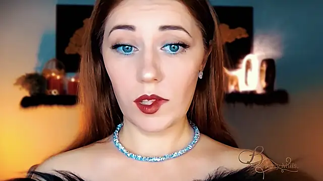 Snapshot of MissBeverlyMills chatting on 13, 11, 2025 MissBeverlyMills online show from 13, 11, 2025