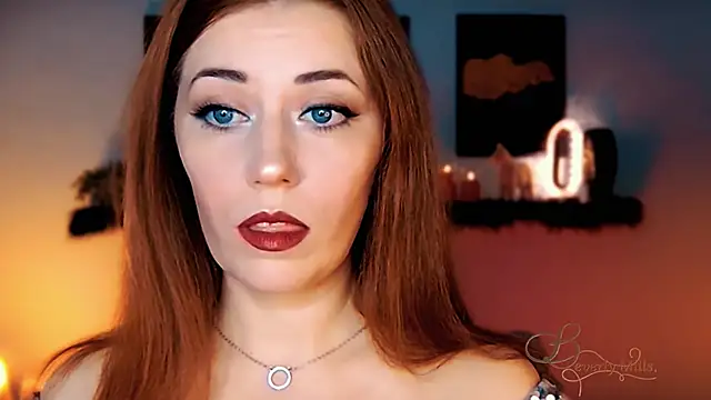 Snapshot of MissBeverlyMills chatting on 15, 11, 2025 MissBeverlyMills online show from 15, 11, 2025