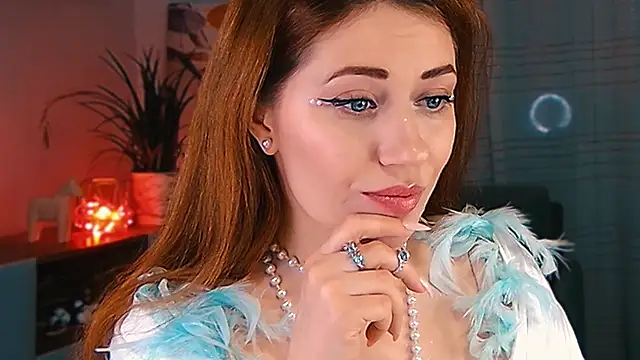 Snapshot of MissBeverlyMills chatting on 7, 2, 2026 MissBeverlyMills online show from 7, 2, 2026