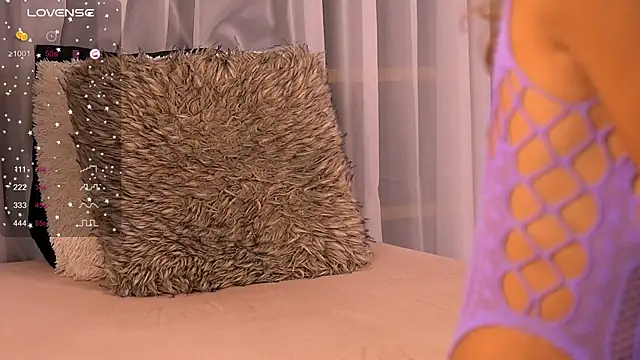 CynthiaWest online show from 9, 9, 2025