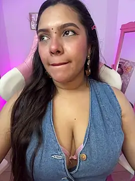 Snapshot of krishaa_ chatting on 2, 6, 2026 krishaa online show from 2, 6, 2026