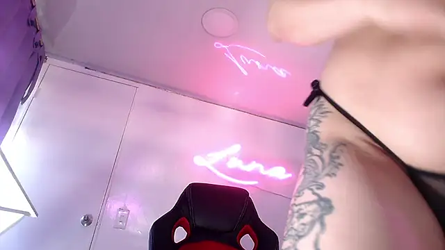 Lina23  online show from 11, 2, 2026