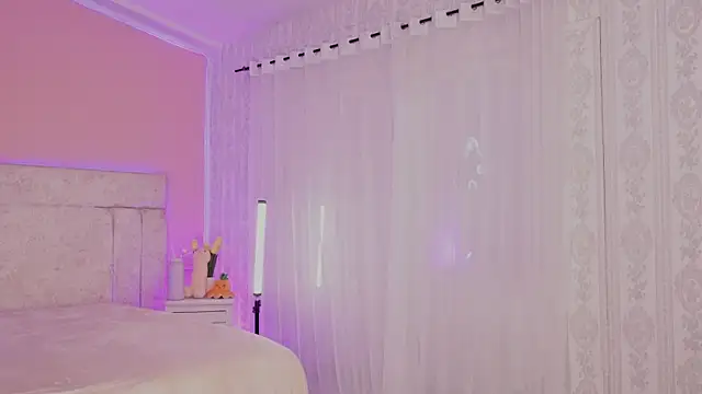 VeronicaMartiin online show from 28, 2, 2026