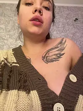 Snapshot of Vikki_toriya chatting on 22, 1, 2025 Vikki toriya online show from 22, 1, 2025