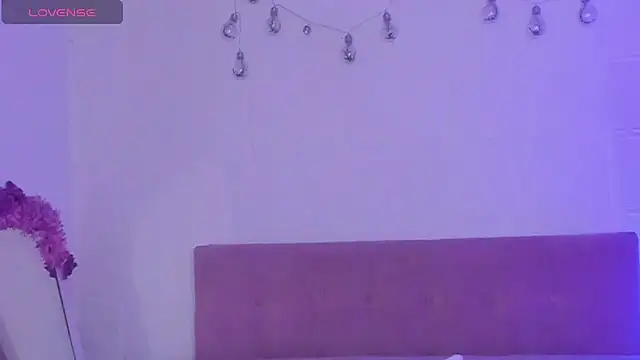 v1cky  online show from 31, 3, 2026