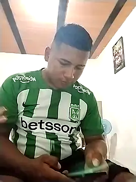 Snapshot of Willner08 chatting on 14, 1, 2025 Willner08 online show from 14, 1, 2025