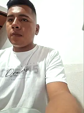 Snapshot of Willner08 chatting on 4, 3, 2025 Willner08 online show from 4, 3, 2025