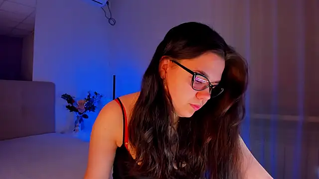 Snapshot of SelenaaSky chatting on 19, 12, 2024 SelenaaSky online show from 19, 12, 2024