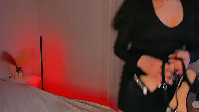 Snapshot of SelenaaSky chatting on 18, 1, 2025 SelenaaSky online show from 18, 1, 2025