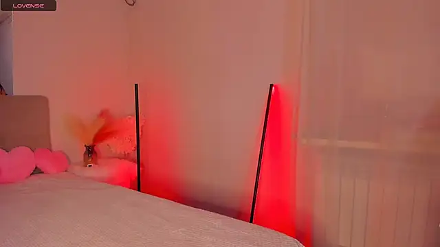 Snapshot of SelenaaSky chatting on 9, 2, 2025 SelenaaSky online show from 9, 2, 2025