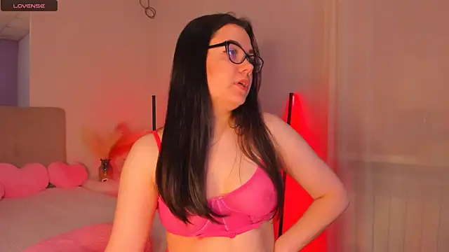 Snapshot of SelenaaSky chatting on 9, 2, 2025 SelenaaSky online show from 9, 2, 2025