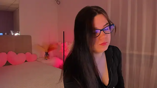 Snapshot of SelenaaSky chatting on 2, 3, 2025 SelenaaSky online show from 2, 3, 2025