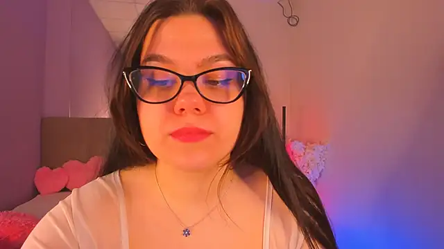 Snapshot of SelenaaSky chatting on 13, 3, 2025 SelenaaSky online show from 13, 3, 2025