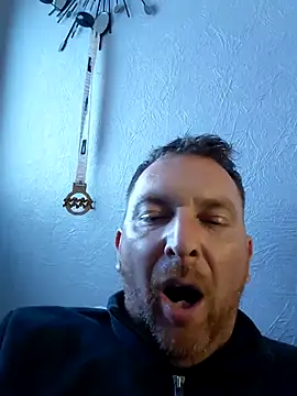 Snapshot of Au_plaisir_des_femmes chatting on 3, 7, 2026 Au plaisir des femmes online show from 3, 7, 2026