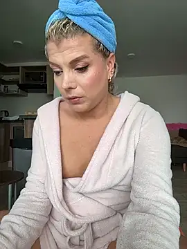 Georgiafox online show from 5, 4, 2026