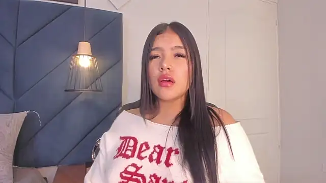 Snapshot of sarita_hills chatting on 4, 12, 2024 sarita hills online show from 4, 12, 2024
