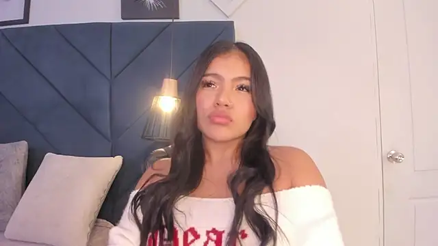 Snapshot of sarita_hills chatting on 18, 12, 2024 sarita hills online show from 18, 12, 2024