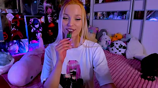 Snapshot of Cute__Pony chatting on 6, 12, 2024 Cute Pony online show from 6, 12, 2024