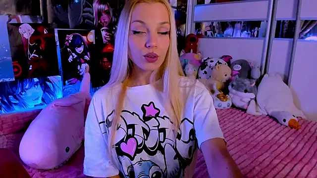 Snapshot of Cute__Pony chatting on 3, 2, 2025 Cute Pony online show from 3, 2, 2025